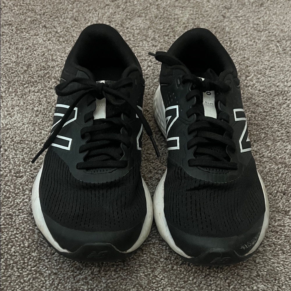New Balance Black and White Running Shoes